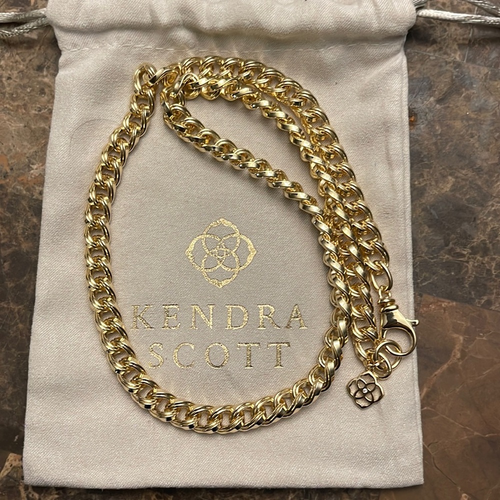 Kendra Scott necklace SOLDDD ‼️‼️‼️